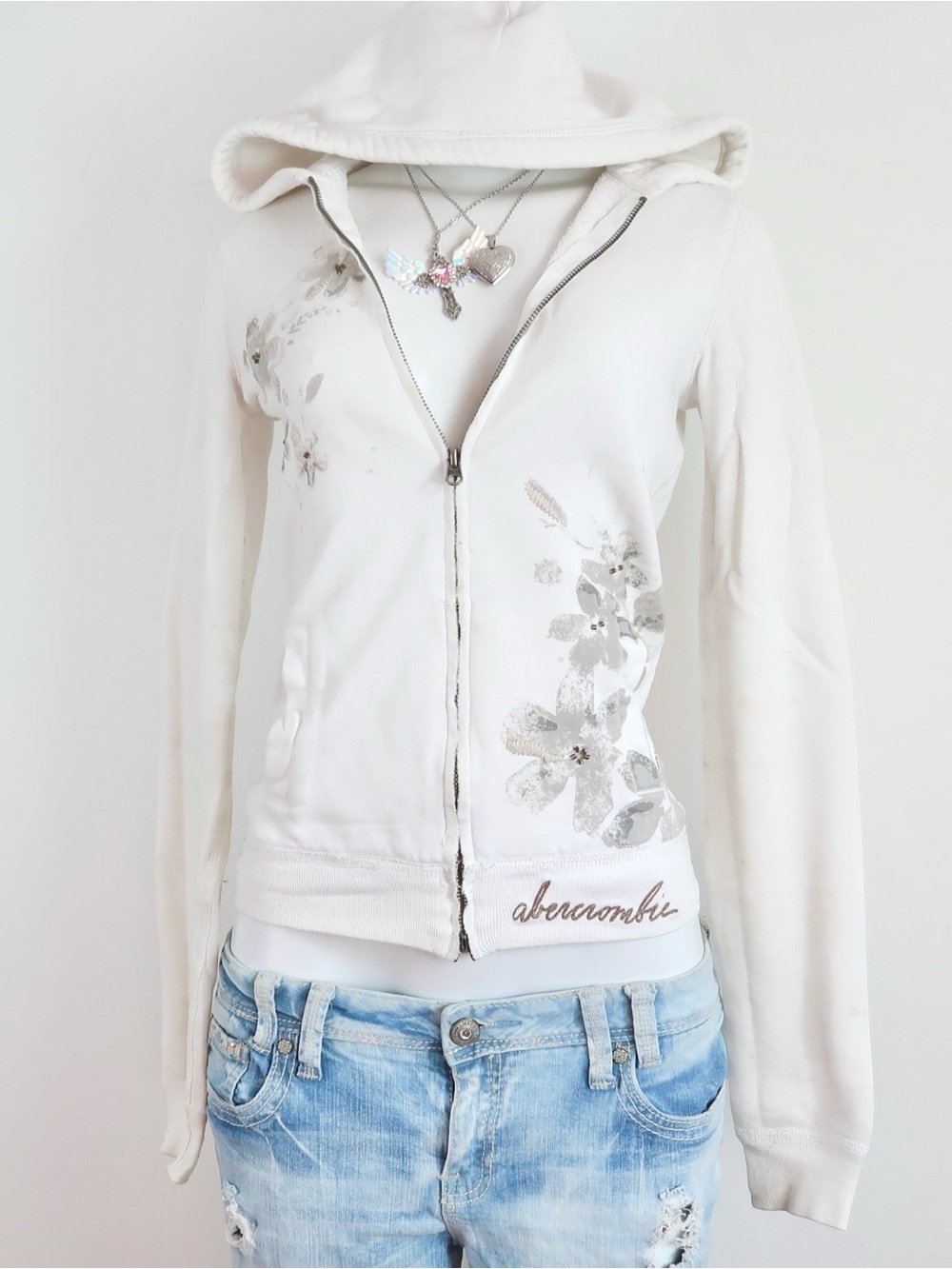abercrombie white zip up hoodie floral y2k